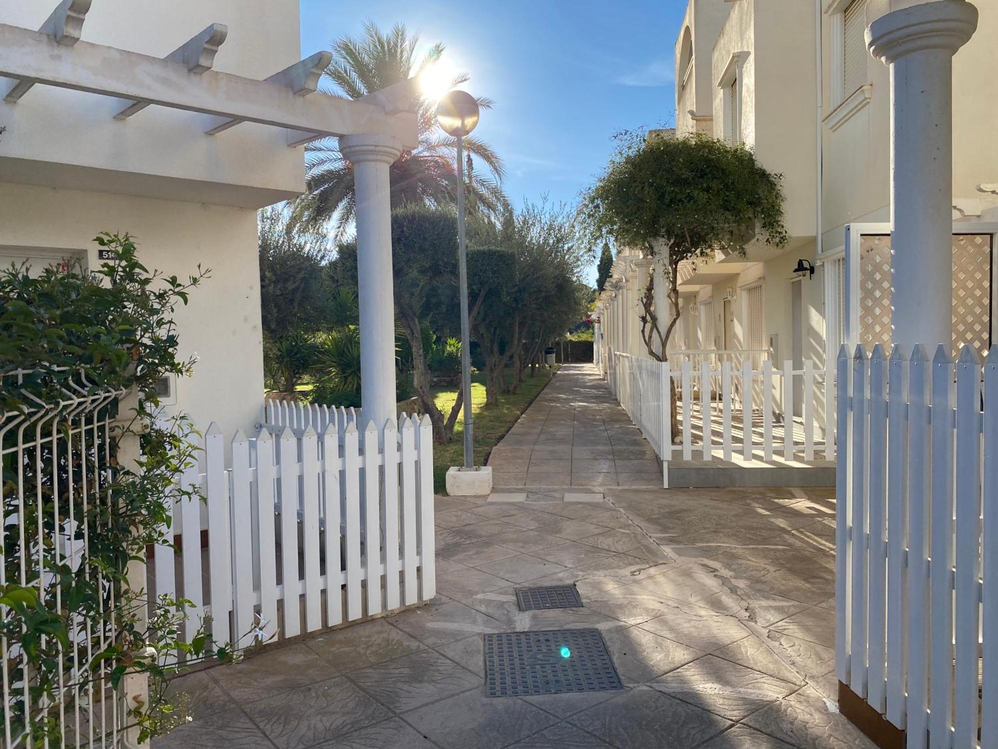 Garden Vistas. Hermoso Duplex Con Patio, Solarium Y Piscina. Vera Exteriör bild